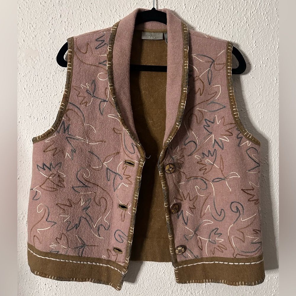 Ivy Wool Blend Embroidered Vest size medium